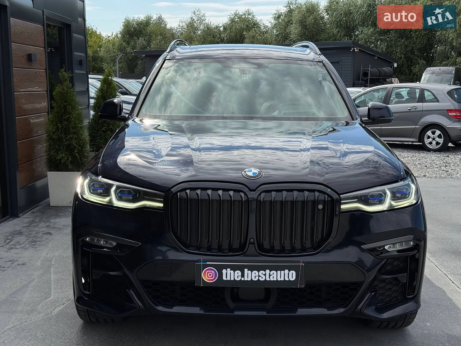 2020 BMW X7 - мініатюра 16