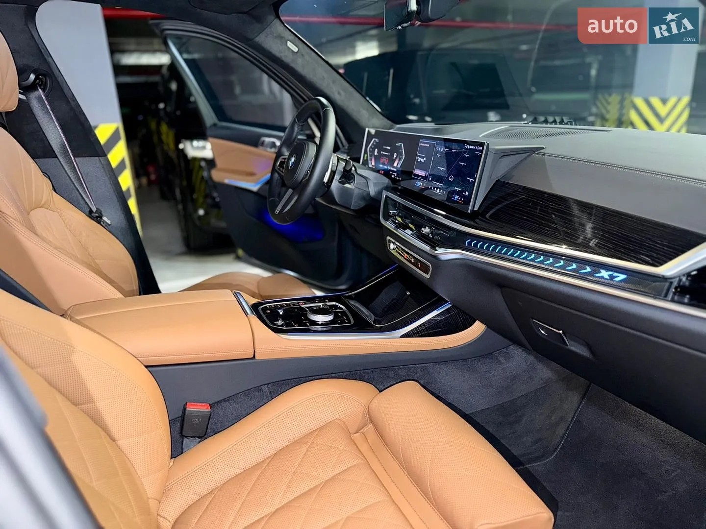 2025 BMW X7 - мініатюра 45