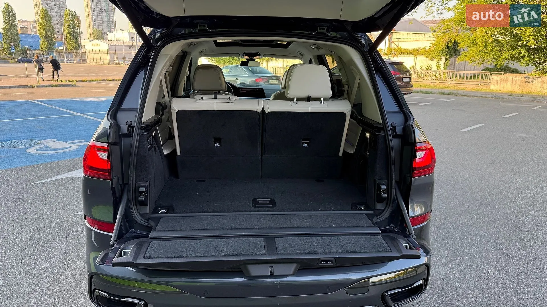2019 BMW X7 - мініатюра 32