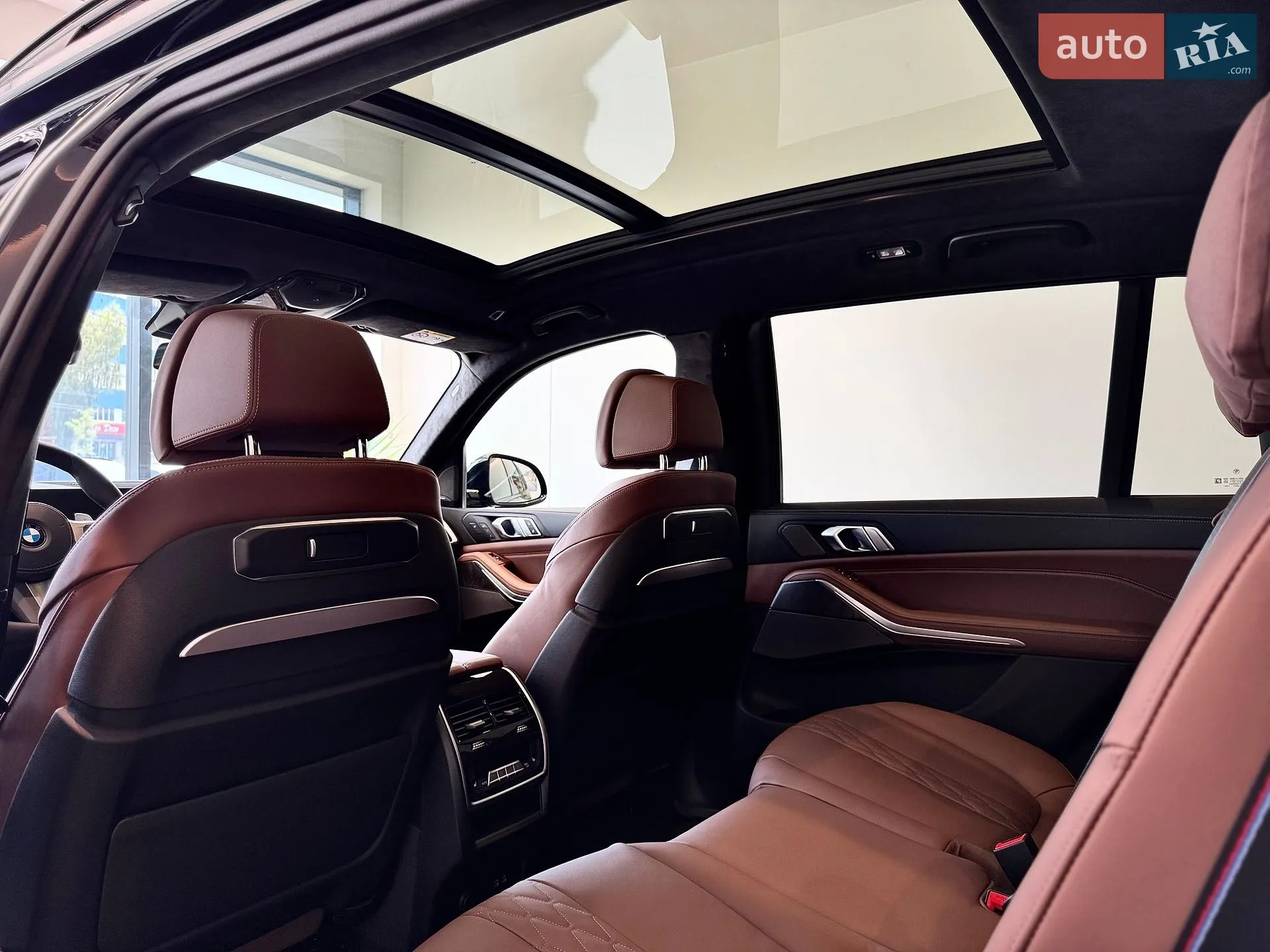 2025 BMW X7 - мініатюра 29
