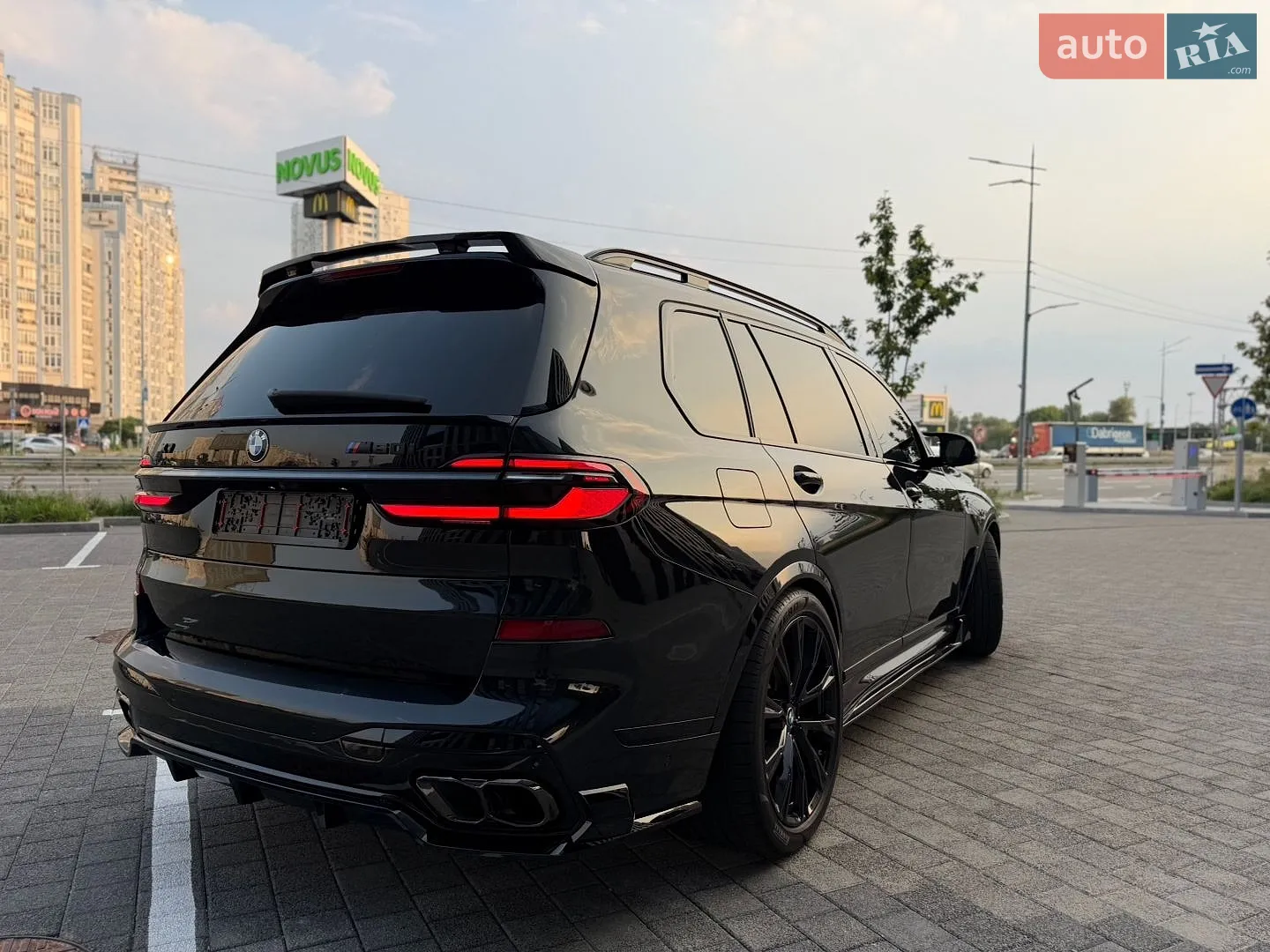 2021 BMW X7 - мініатюра 8