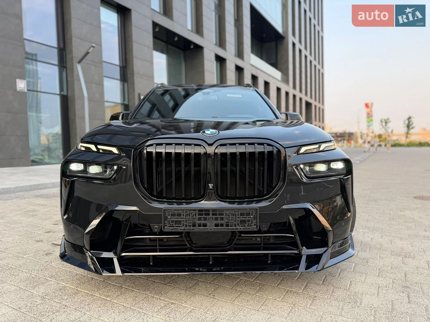 2021 BMW X7 - мініатюра 11
