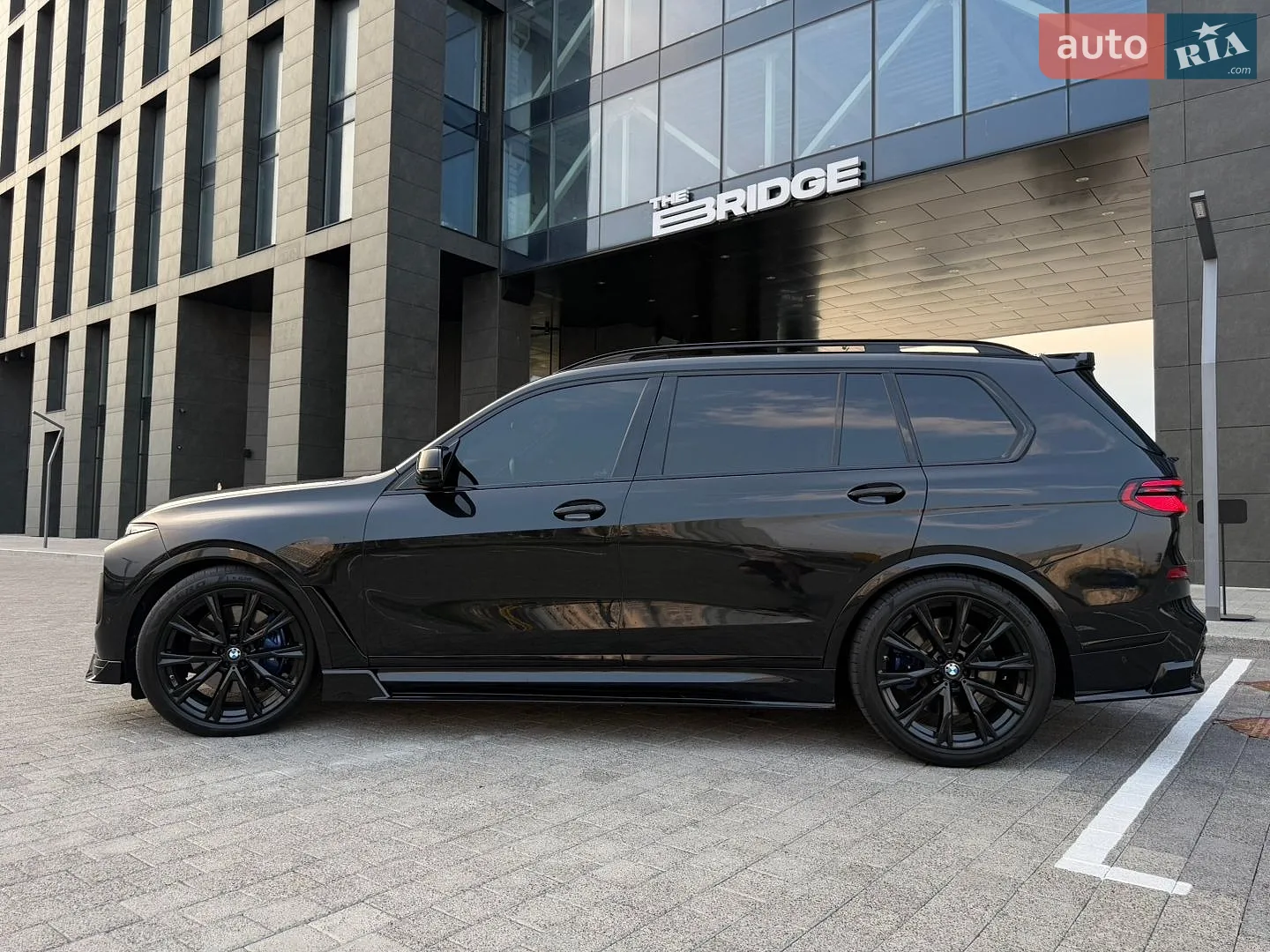 2021 BMW X7 - мініатюра 3