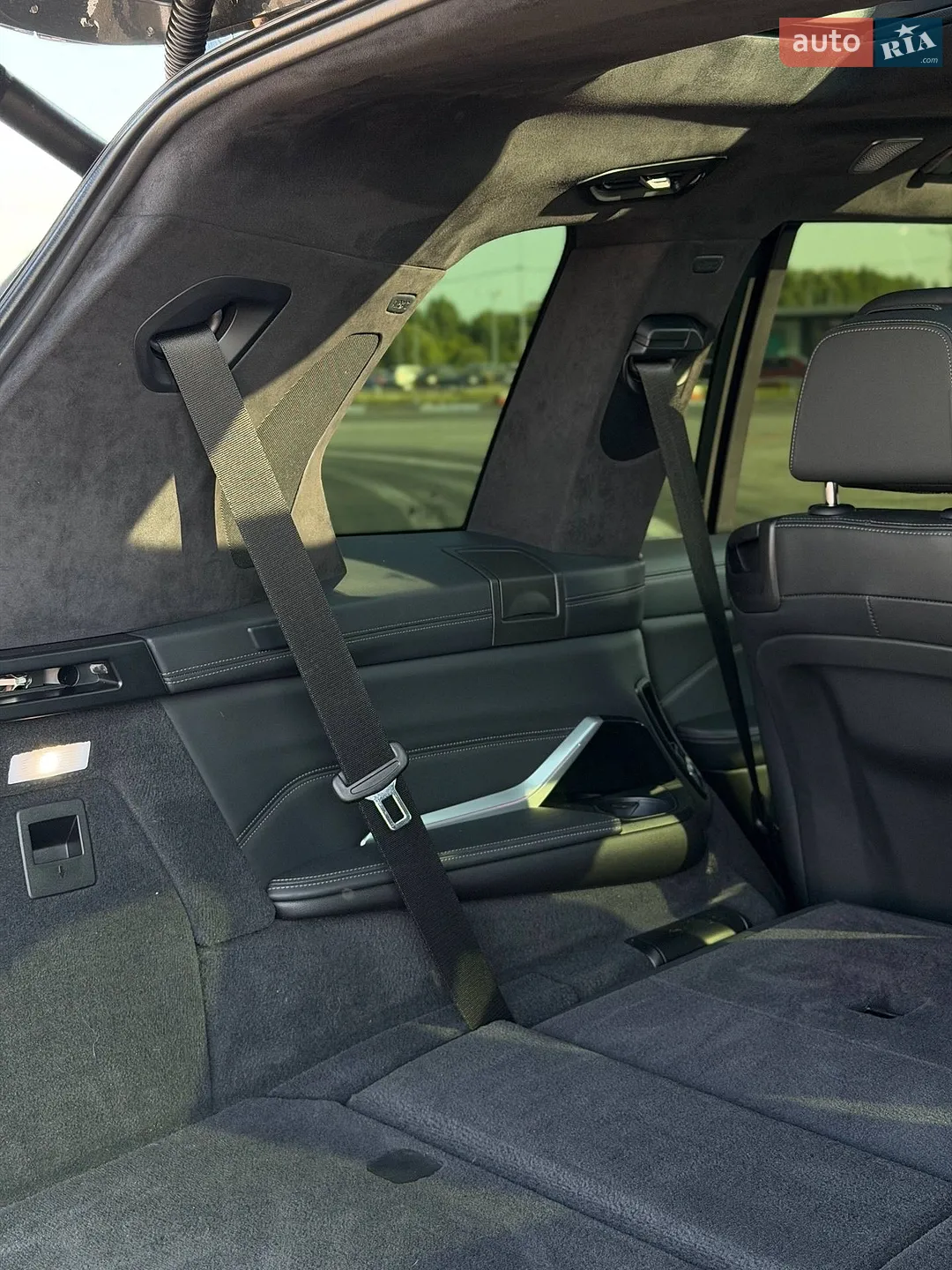 2021 BMW X7 - мініатюра 40