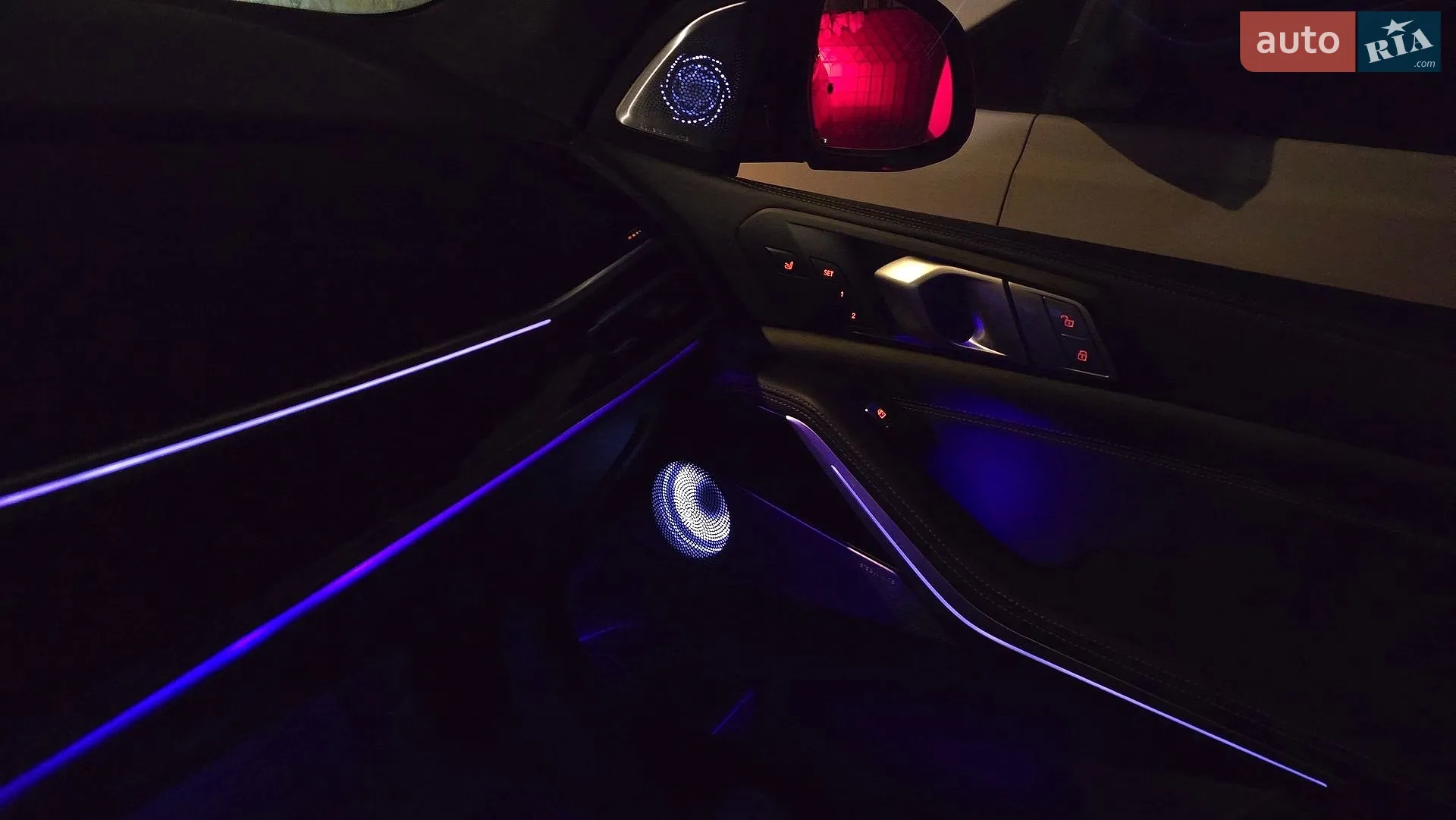 2021 BMW X7 - мініатюра 43