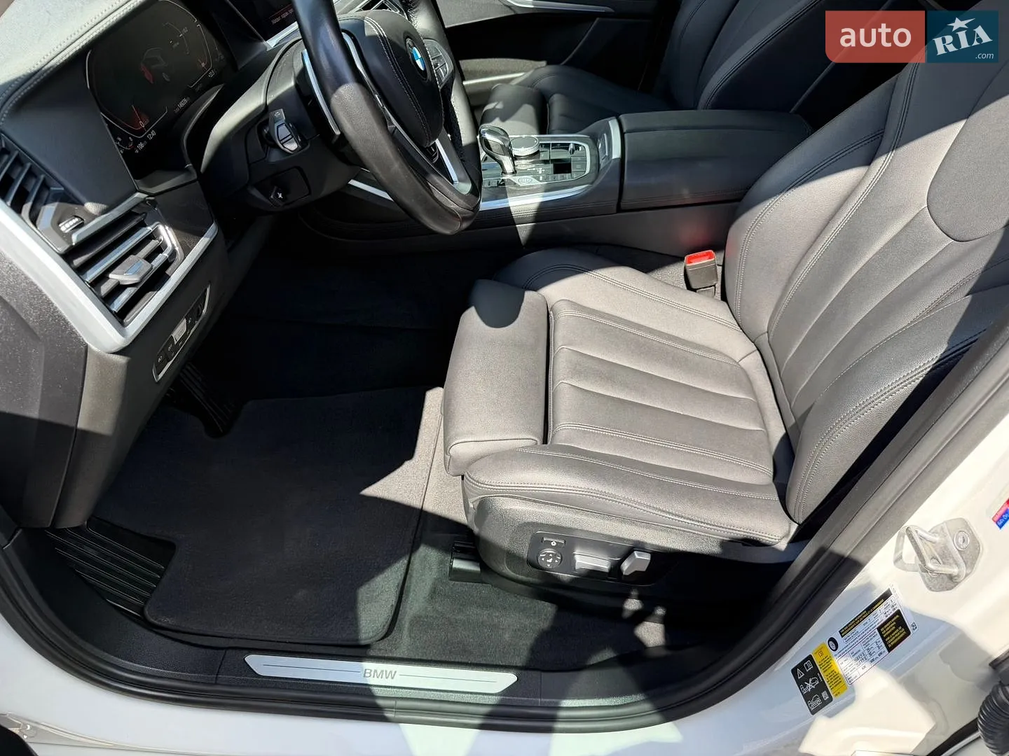 2021 BMW X7 - мініатюра 22