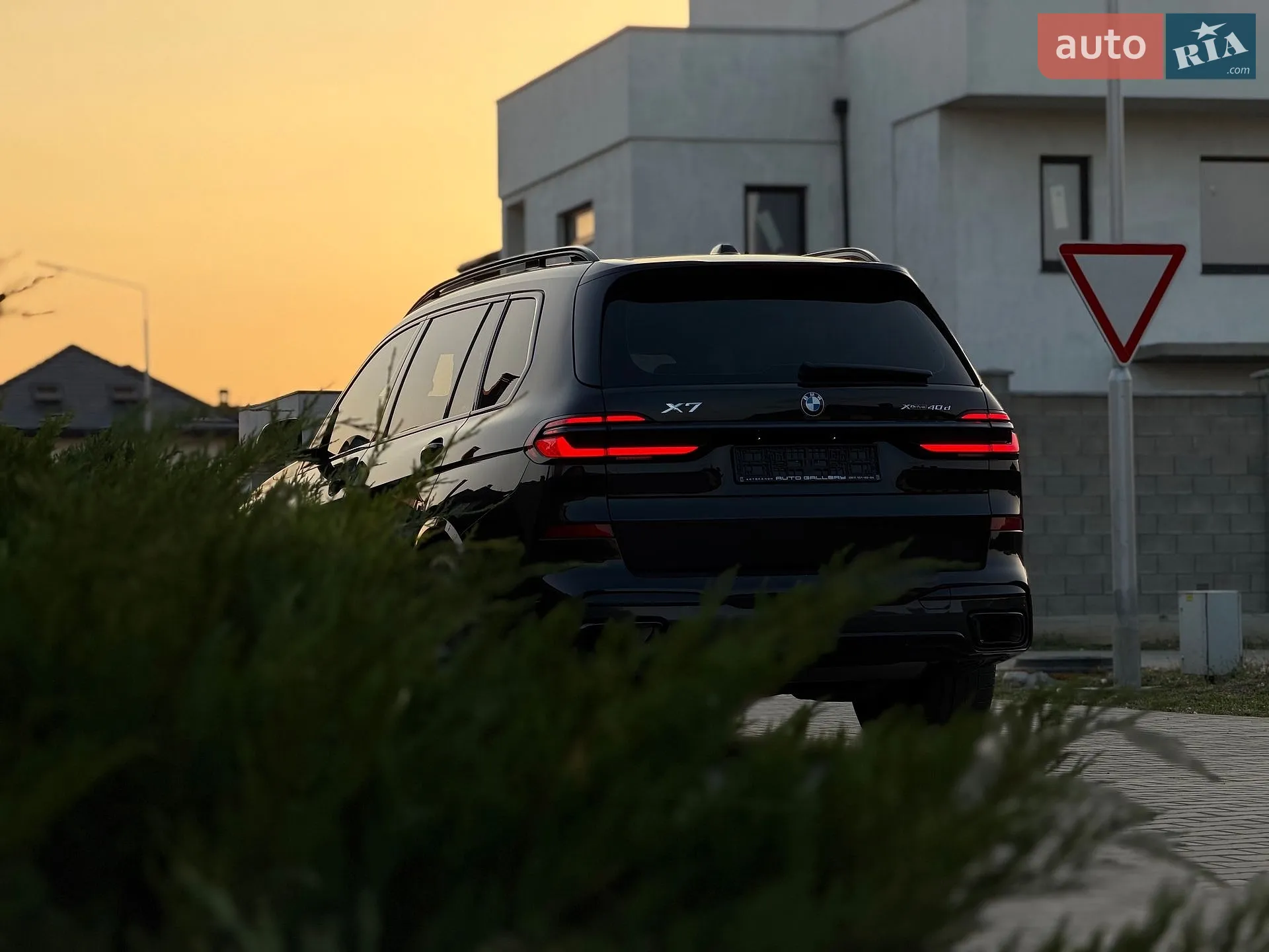 2023 BMW X7 - мініатюра 29