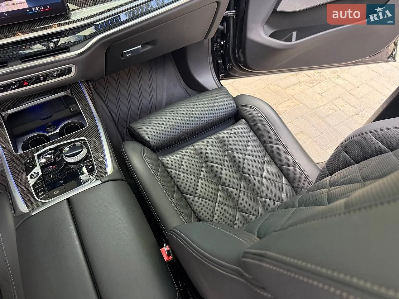 2023 BMW X7 - мініатюра 23