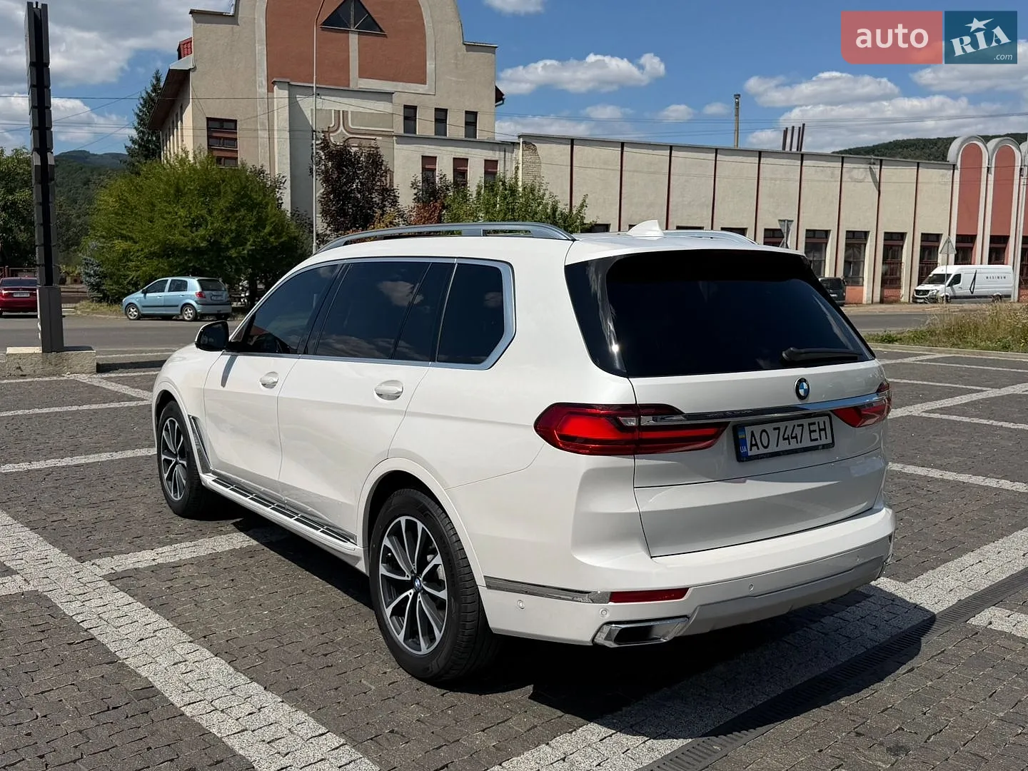 2019 BMW X7 - мініатюра 19