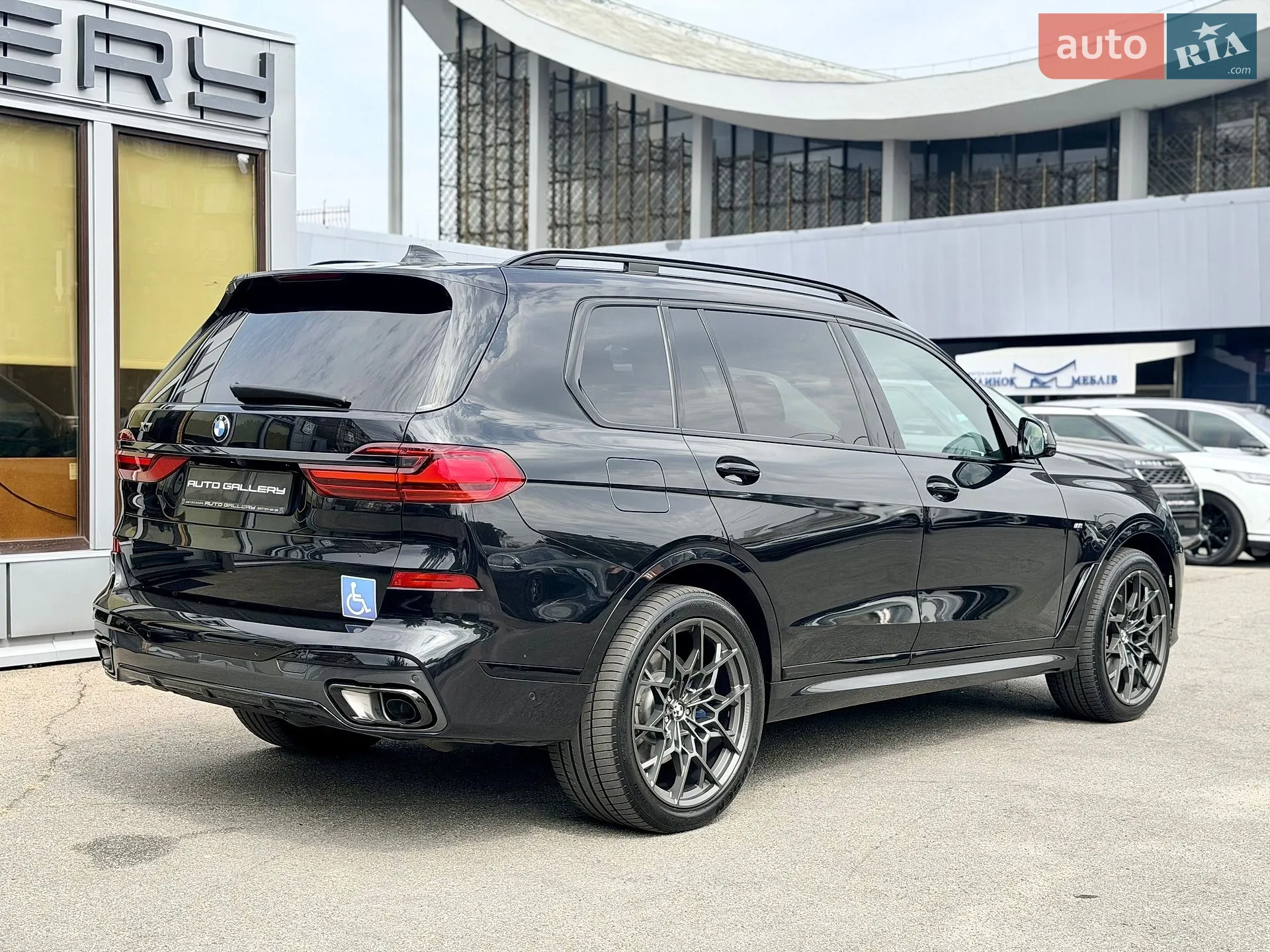 2021 BMW X7 - мініатюра 10