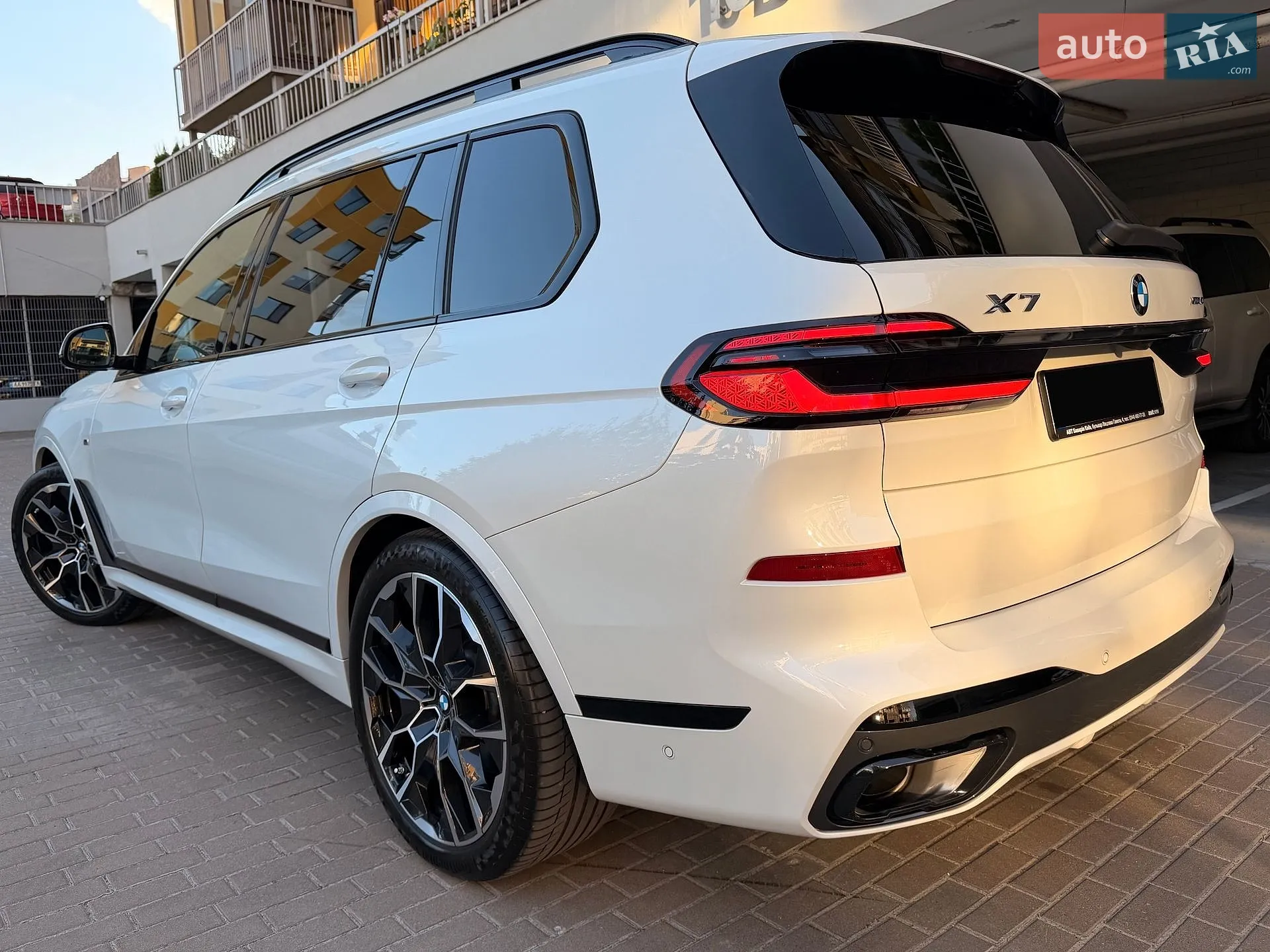 2023 BMW X7 - мініатюра 28