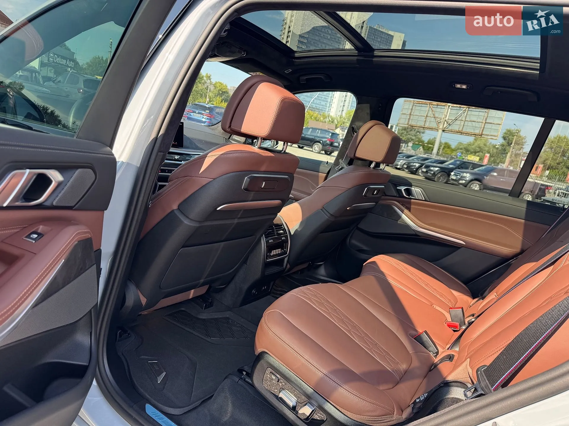 2025 BMW X7 - мініатюра 46
