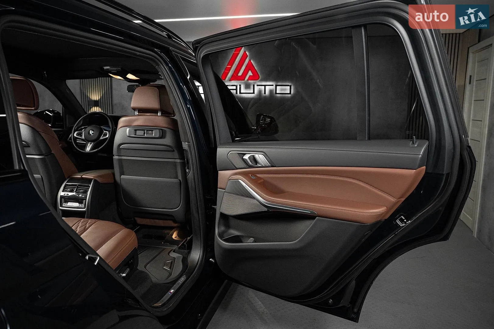2021 BMW X7 - мініатюра 30