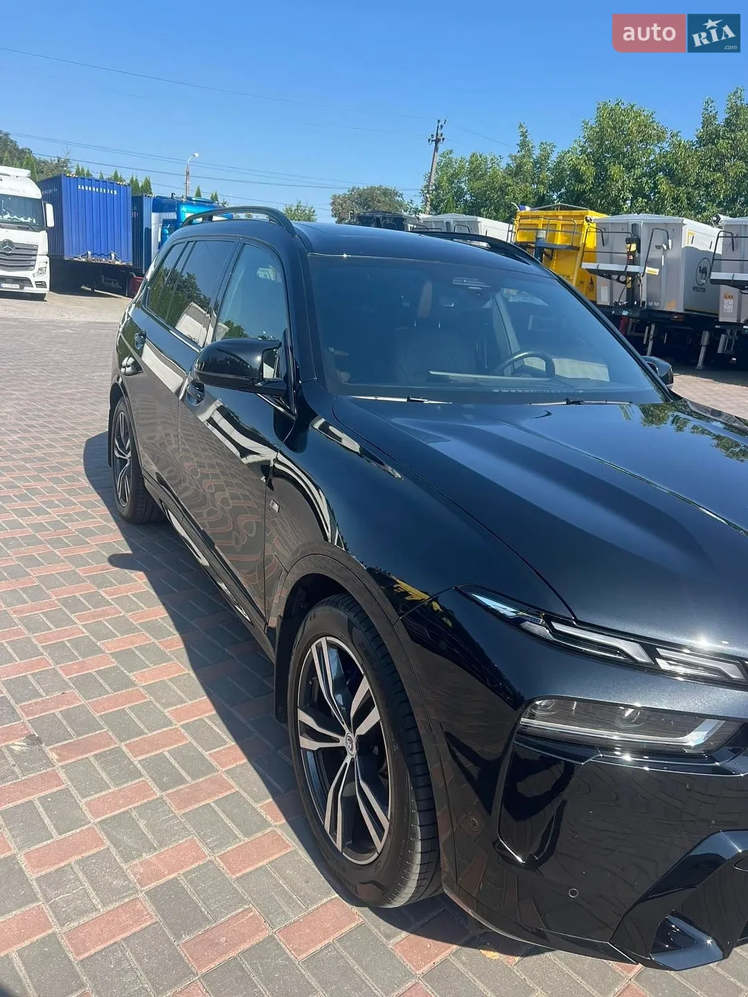 2023 BMW X7 - мініатюра 2