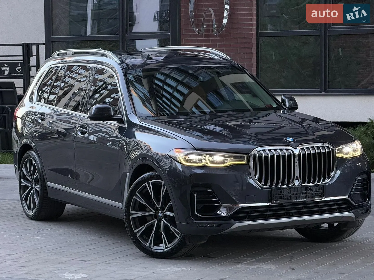 2020 BMW X7 - мініатюра 21