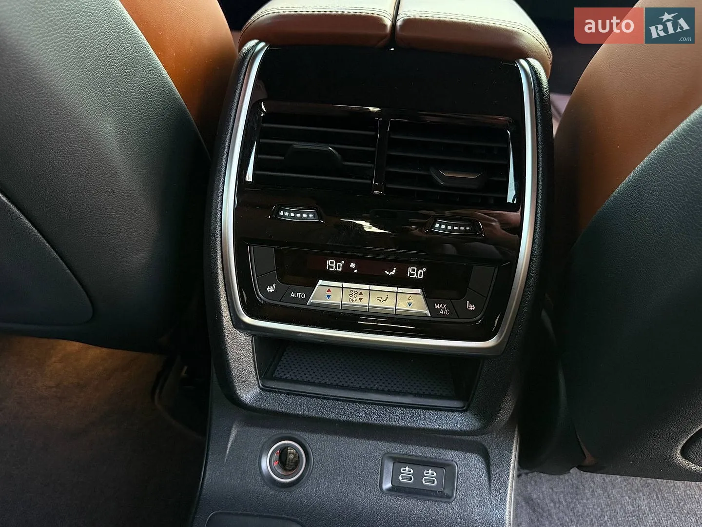2020 BMW X7 - мініатюра 73