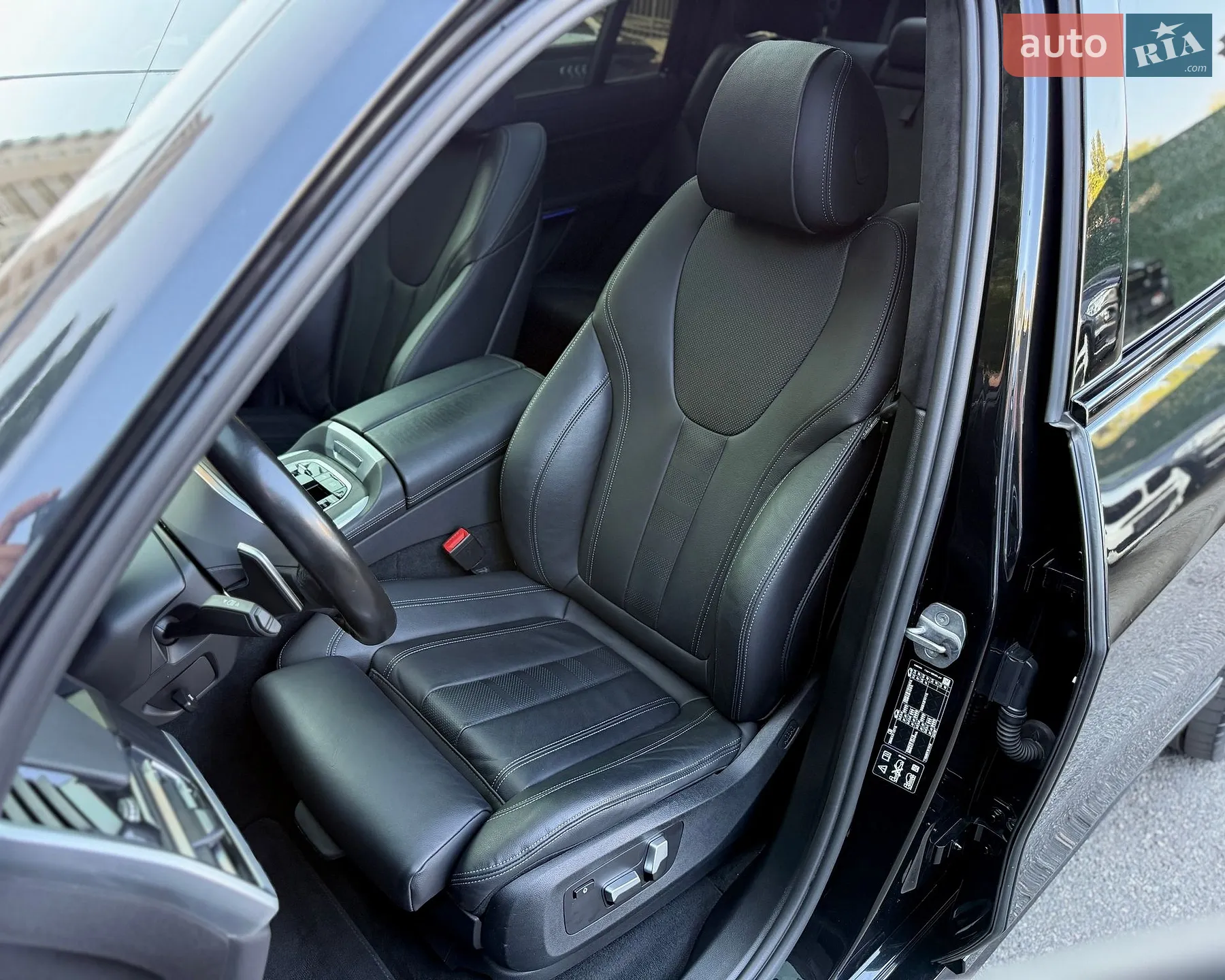 2022 BMW X7 - мініатюра 22