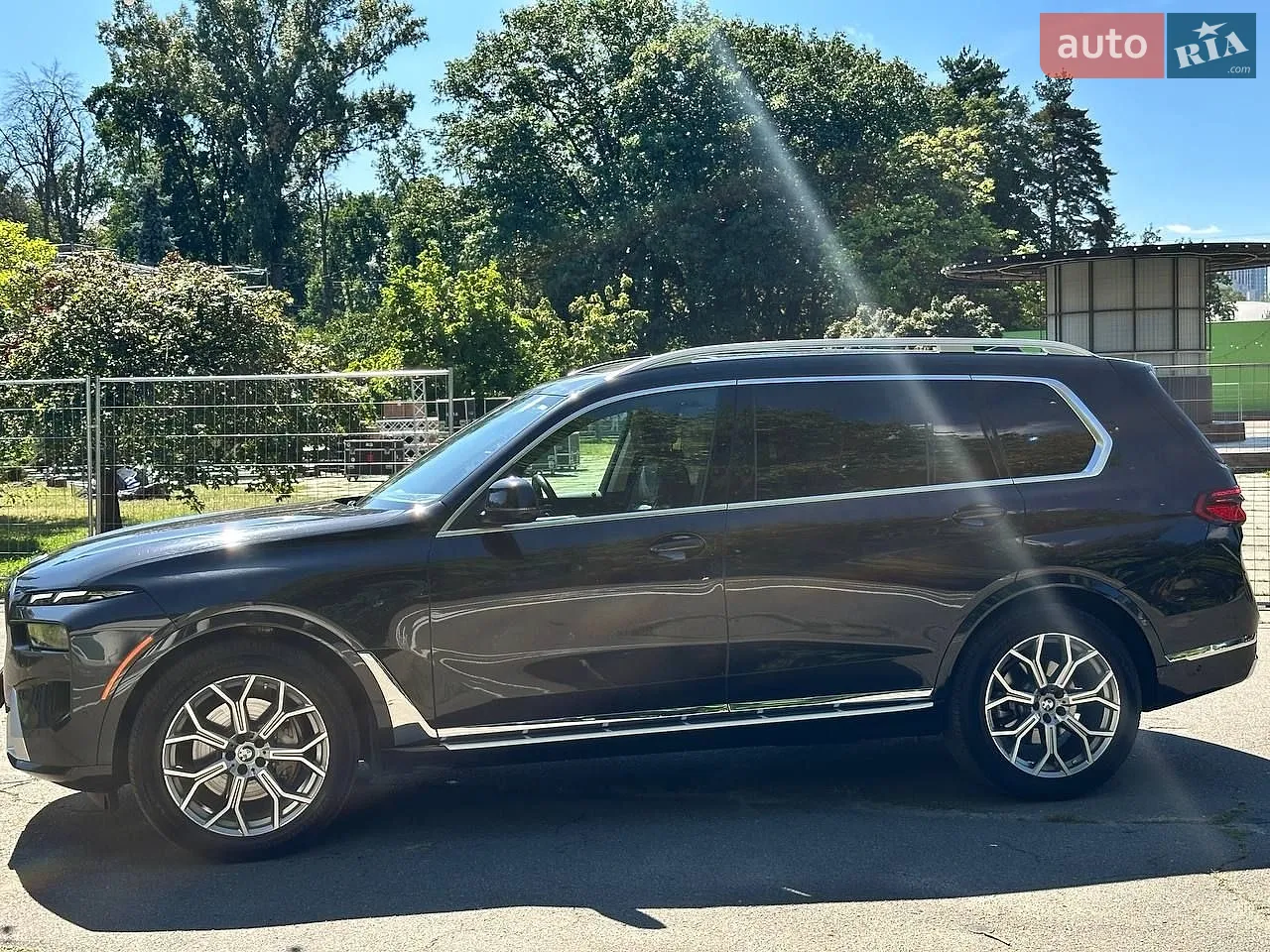 2023 BMW X7 - фото 1
