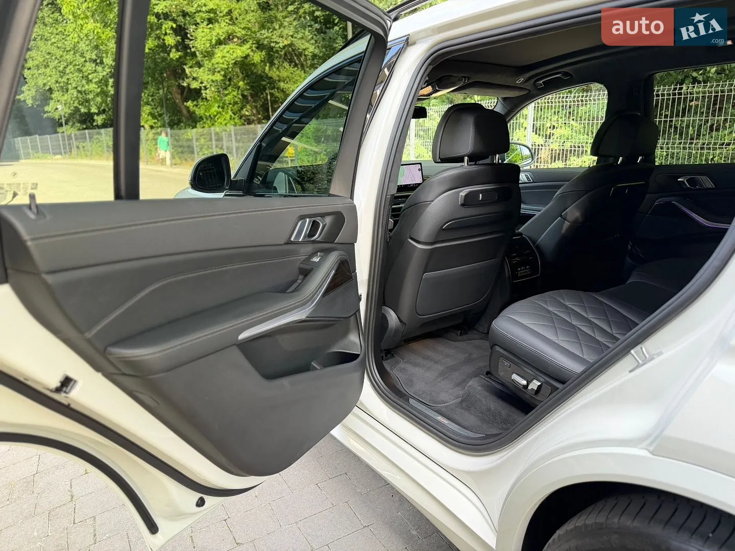 2023 BMW X7 - мініатюра 11