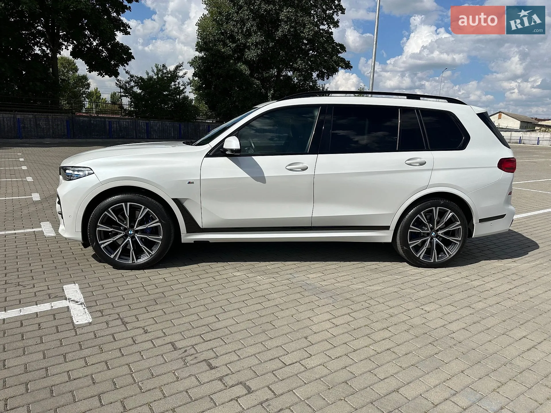2021 BMW X7 - мініатюра 41
