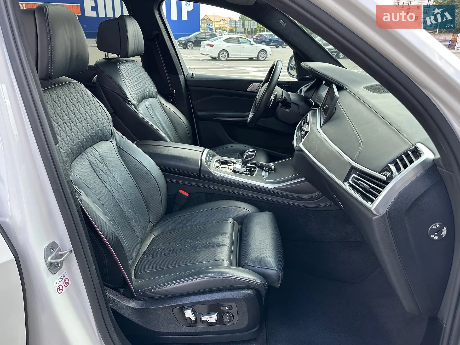 2021 BMW X7 - мініатюра 105