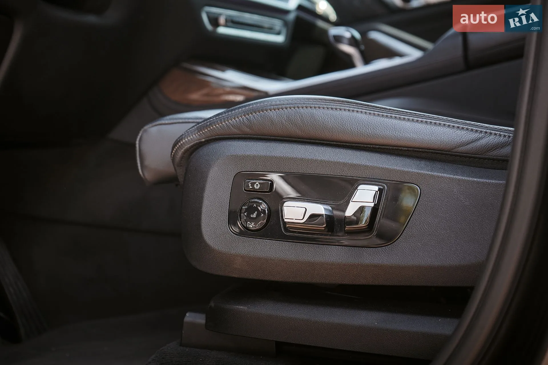2019 BMW X7 - мініатюра 26
