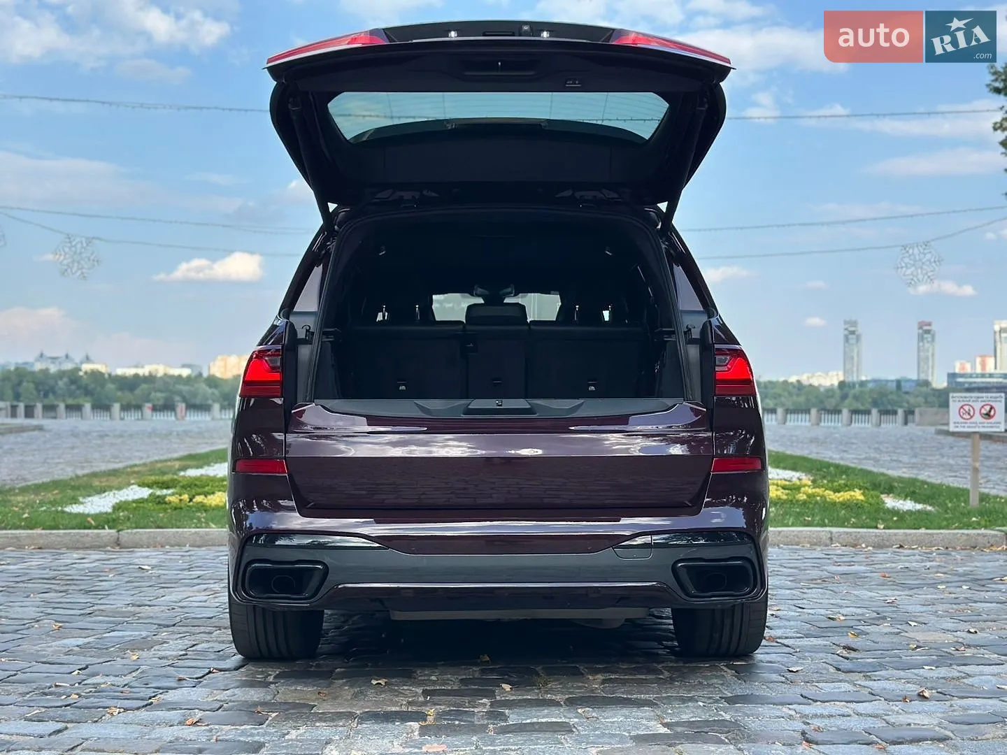 2020 BMW X7 - мініатюра 21