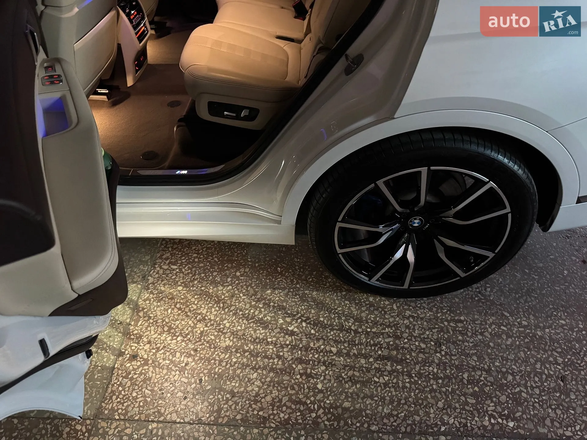 2019 BMW X7 - мініатюра 7