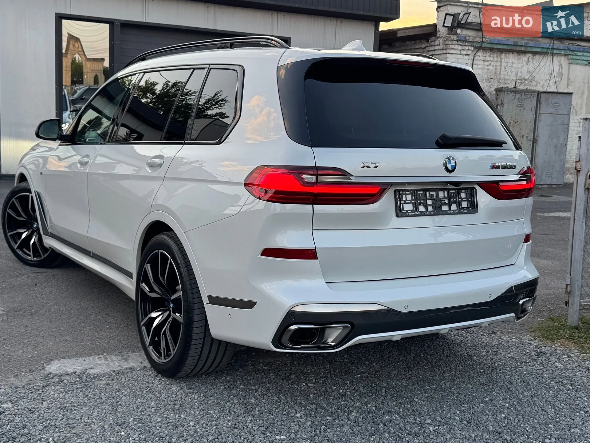 2019 BMW X7 - мініатюра 19