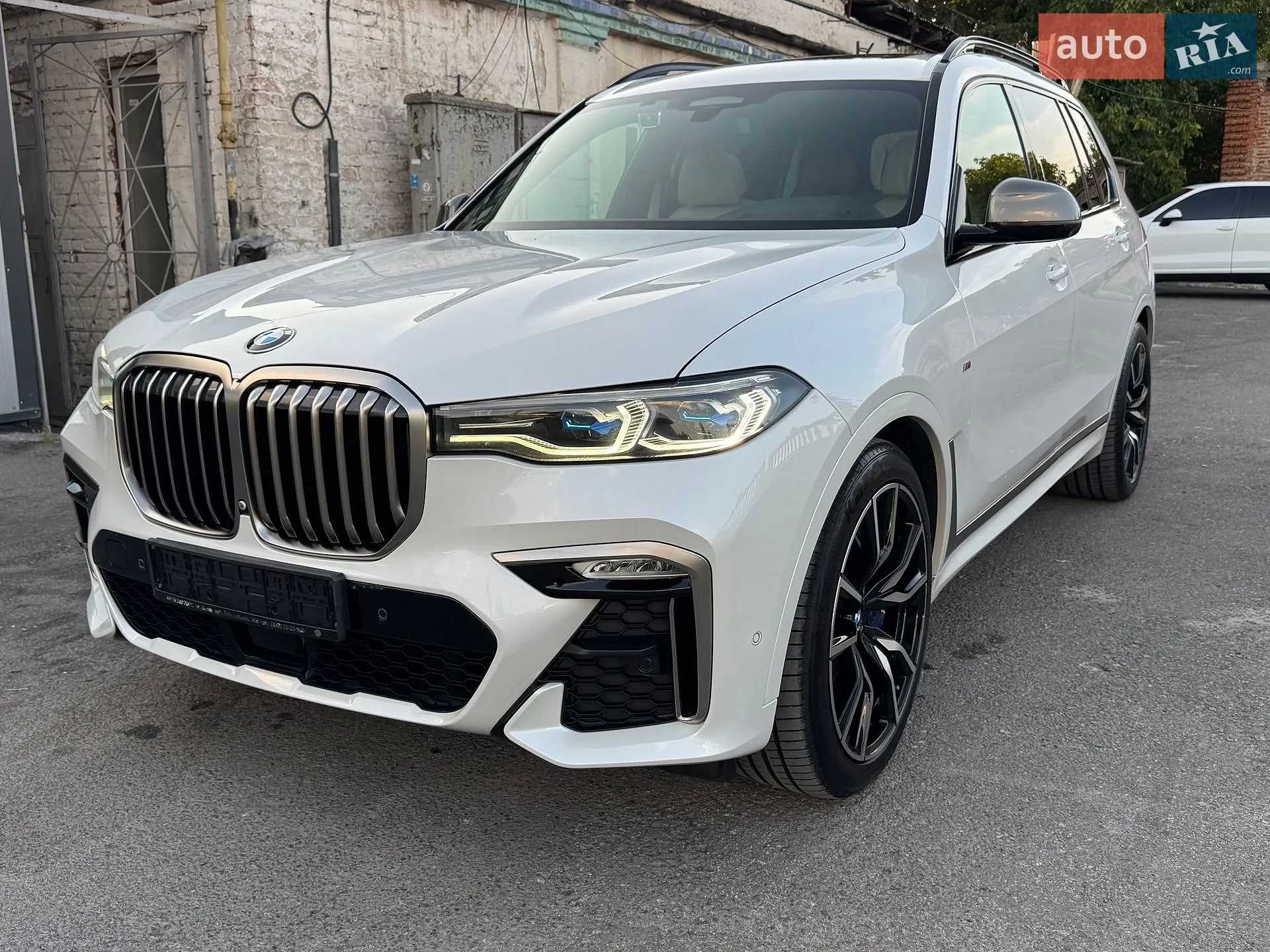 2019 BMW X7 - мініатюра 55