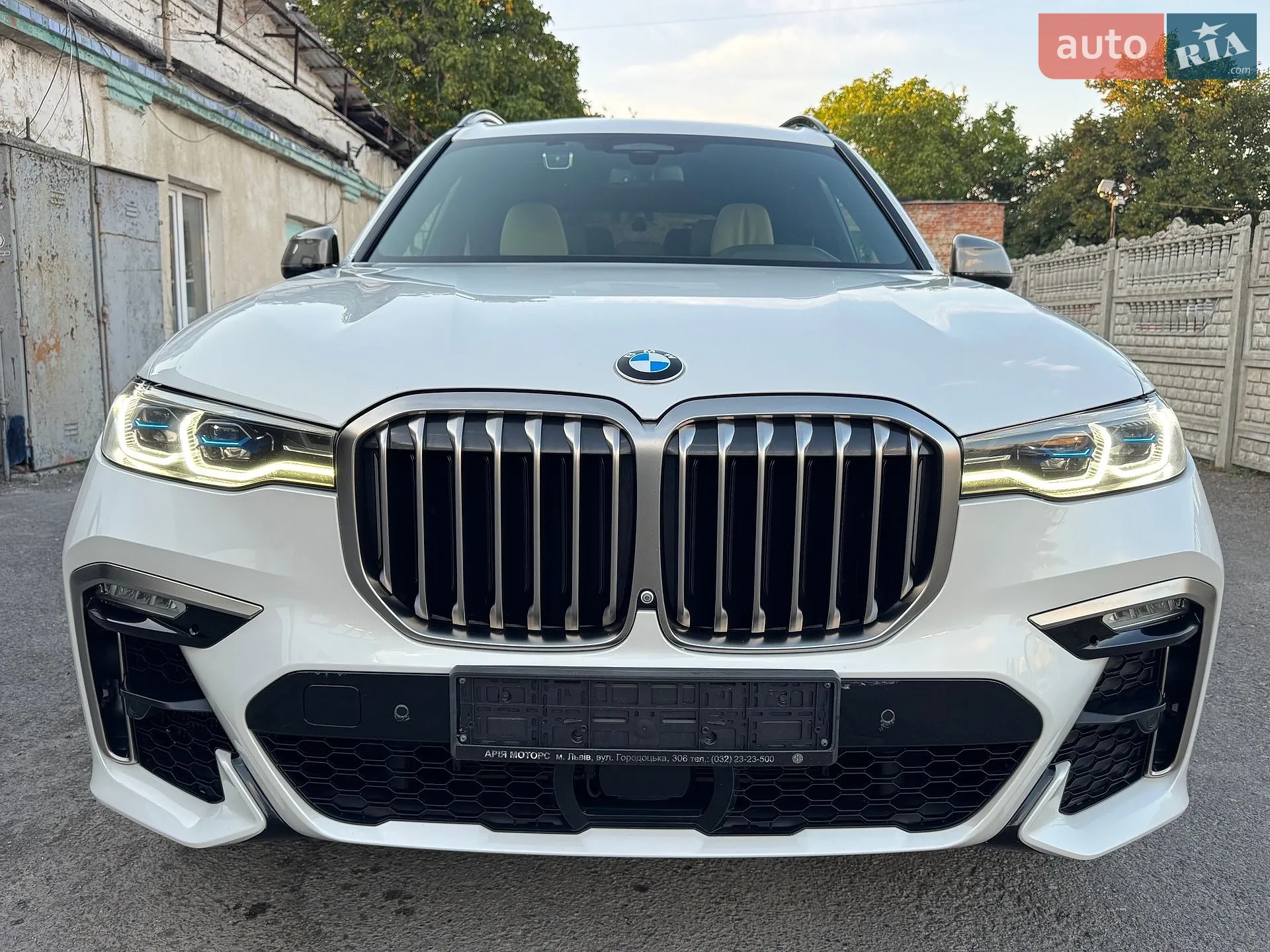 2019 BMW X7 - мініатюра 84