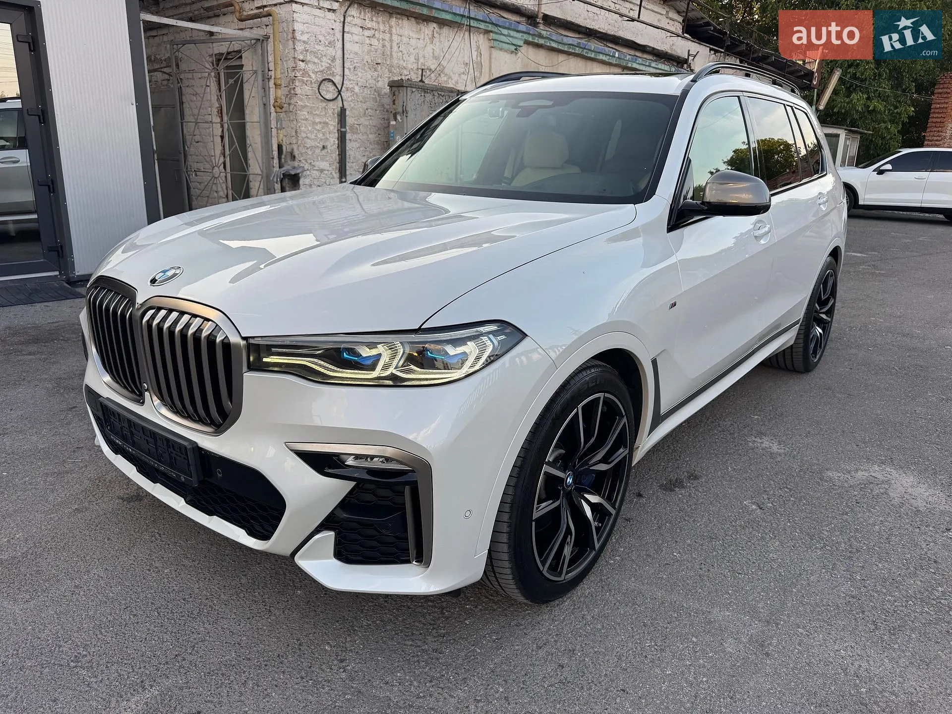 2019 BMW X7 - мініатюра 85
