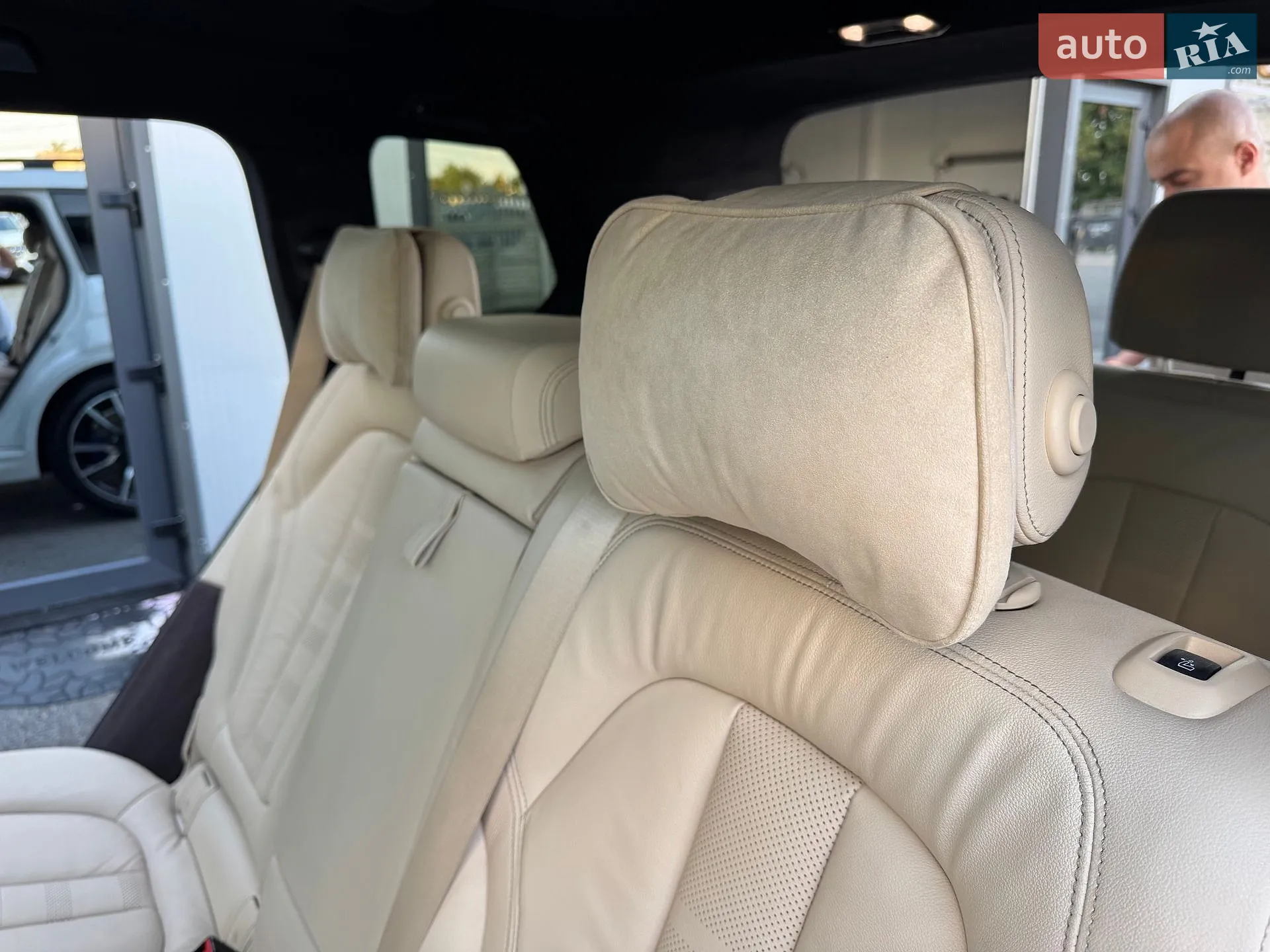 2019 BMW X7 - мініатюра 135