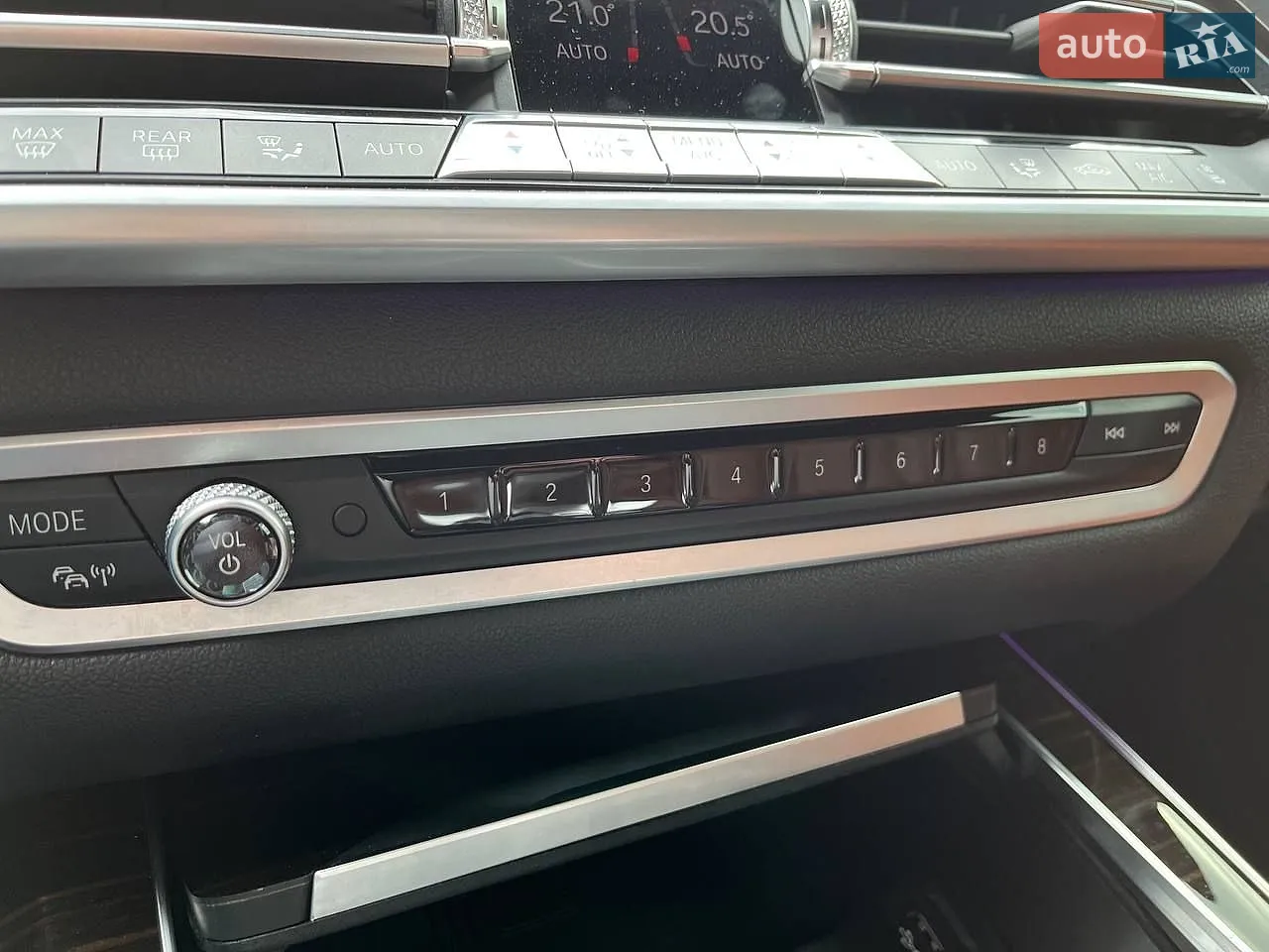 2019 BMW X7 - мініатюра 39