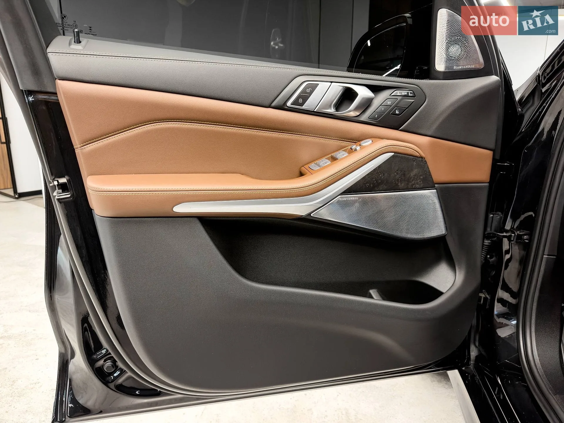 2023 BMW X7 - мініатюра 19