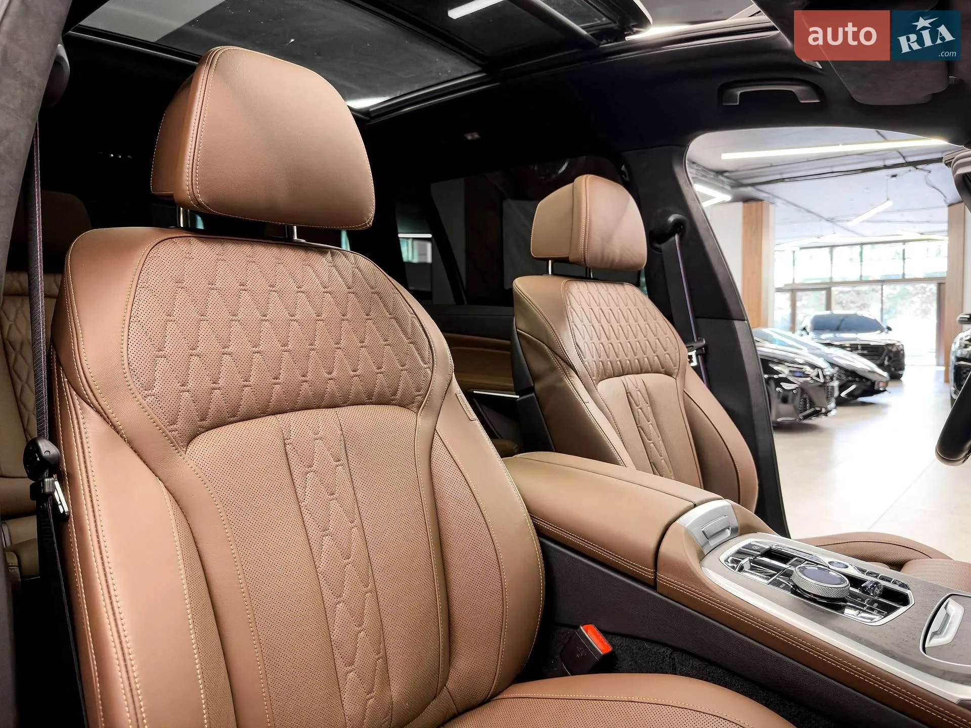 2023 BMW X7 - мініатюра 32