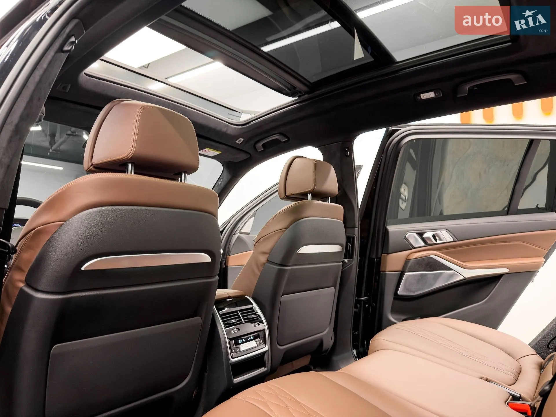 2023 BMW X7 - мініатюра 36