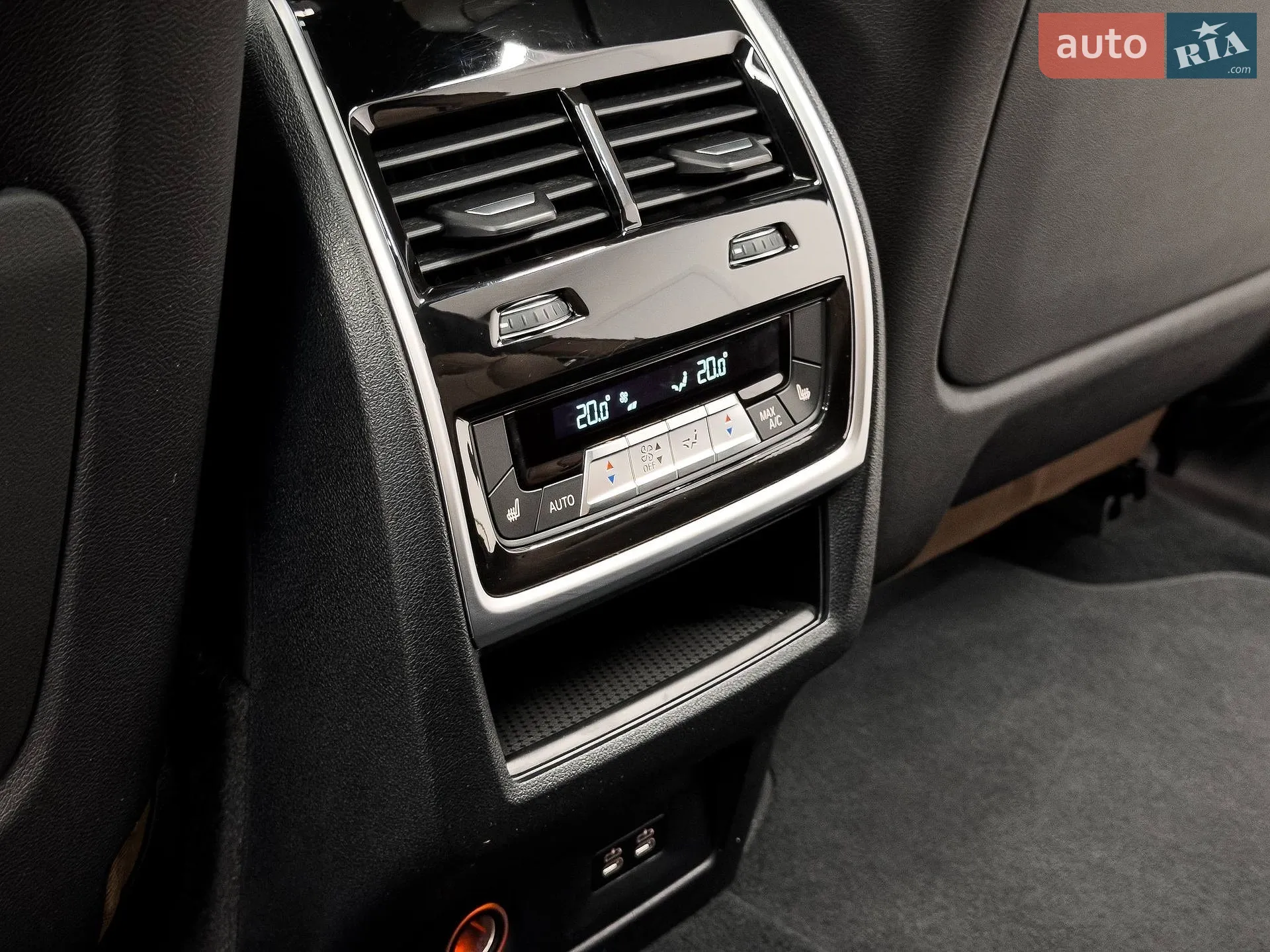 2023 BMW X7 - мініатюра 40