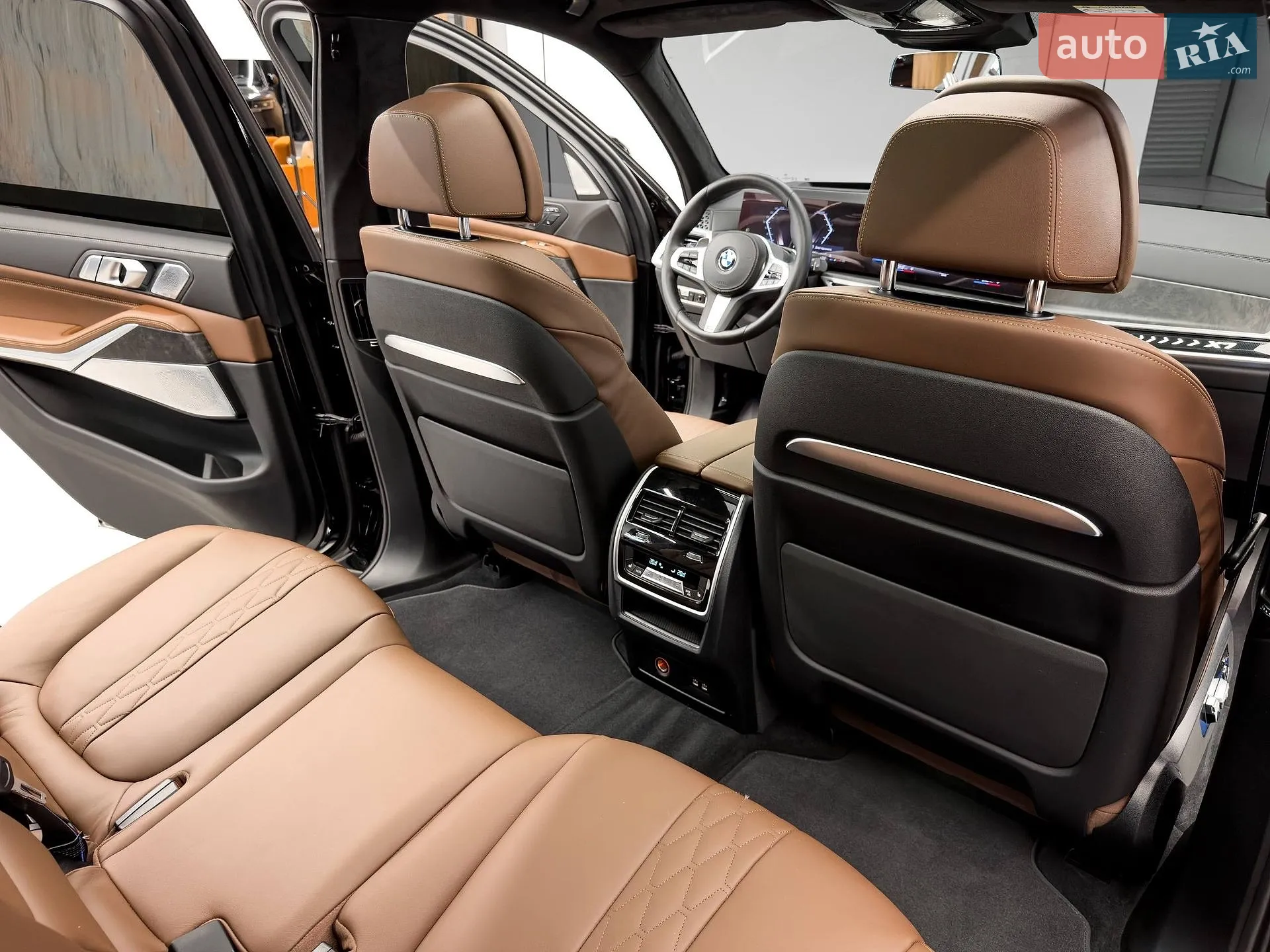 2023 BMW X7 - мініатюра 43