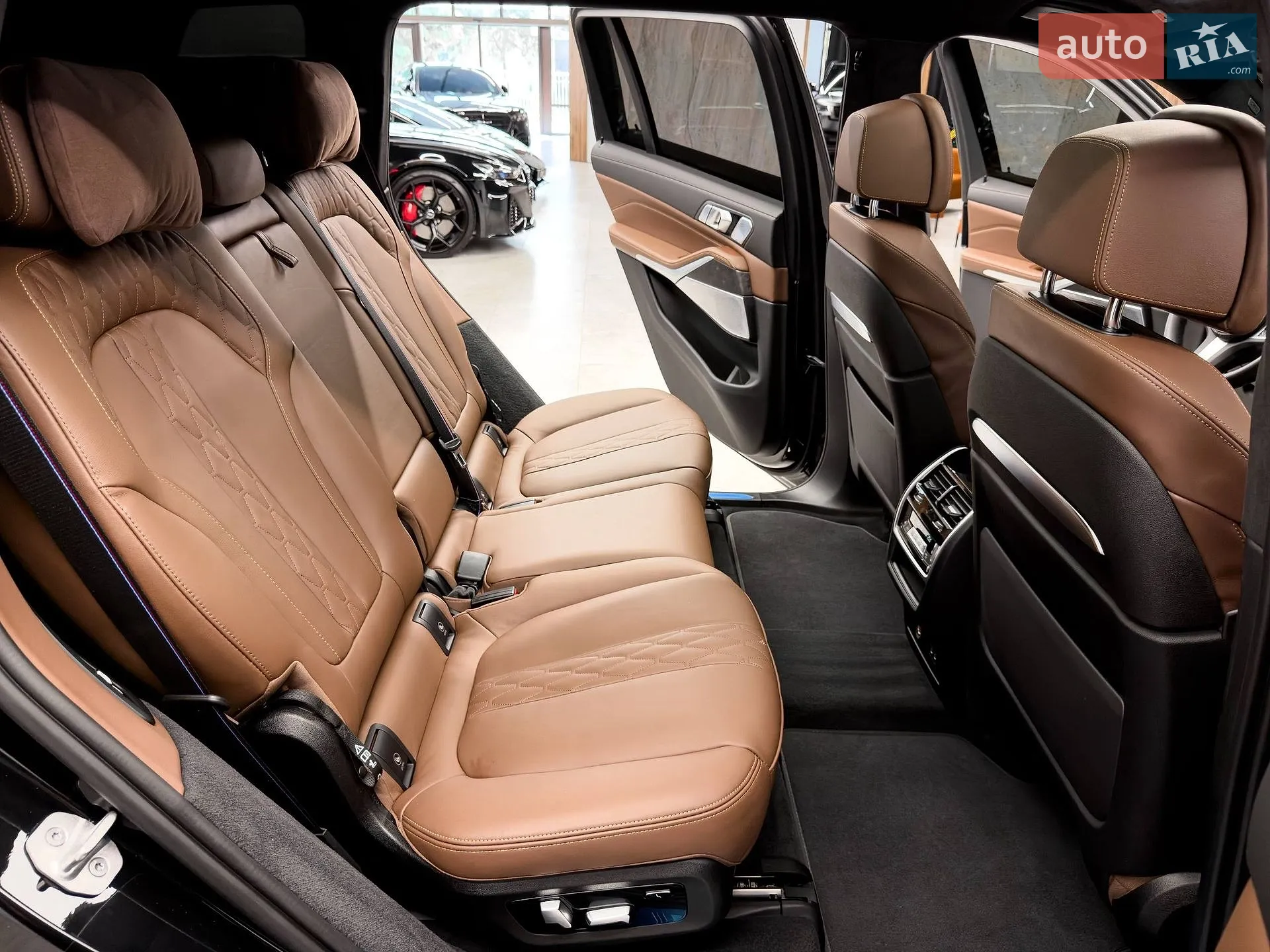 2023 BMW X7 - мініатюра 45