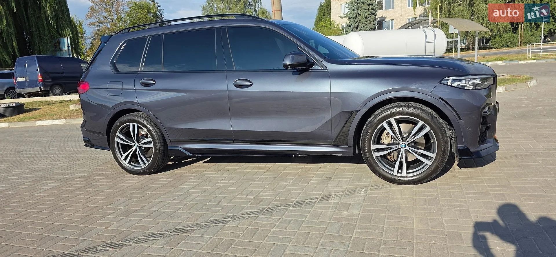 2019 BMW X7 - мініатюра 9