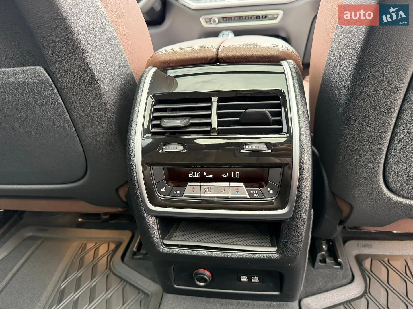 2022 BMW X7 - мініатюра 66