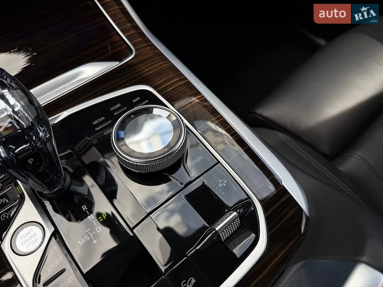 2021 BMW X7 - мініатюра 32