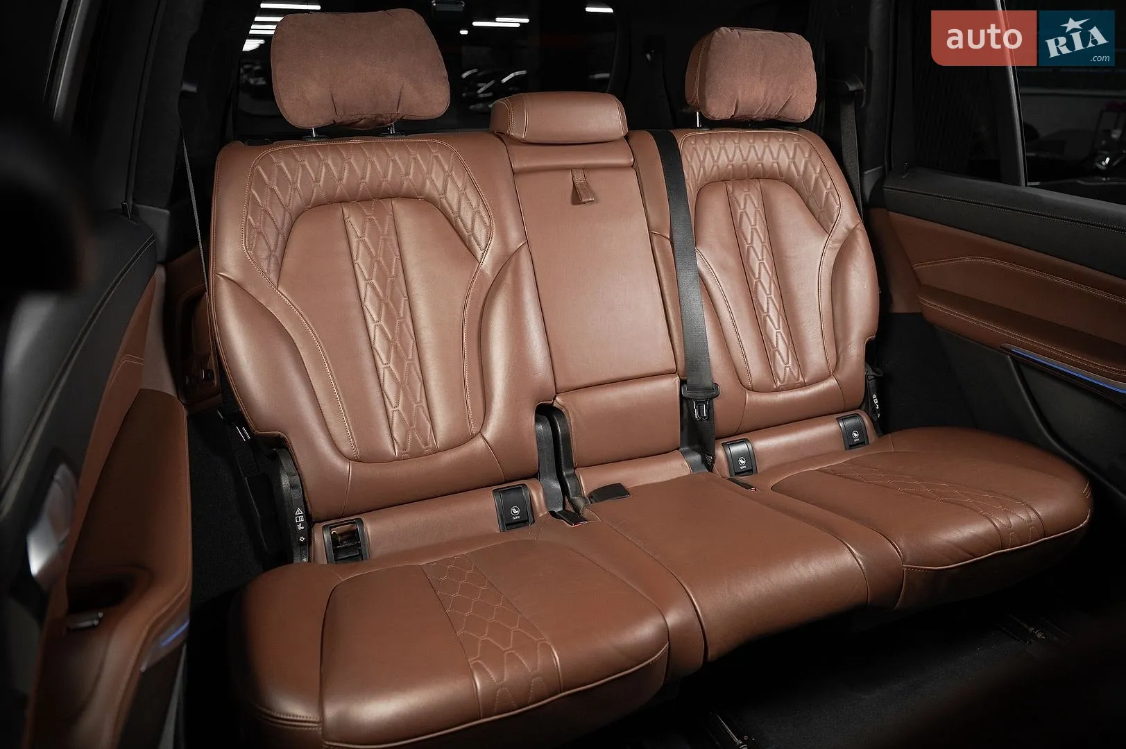 2020 BMW X7 - мініатюра 29