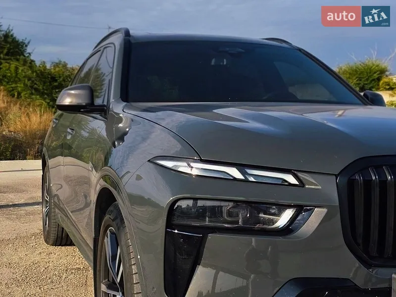 BMW X7 2023
