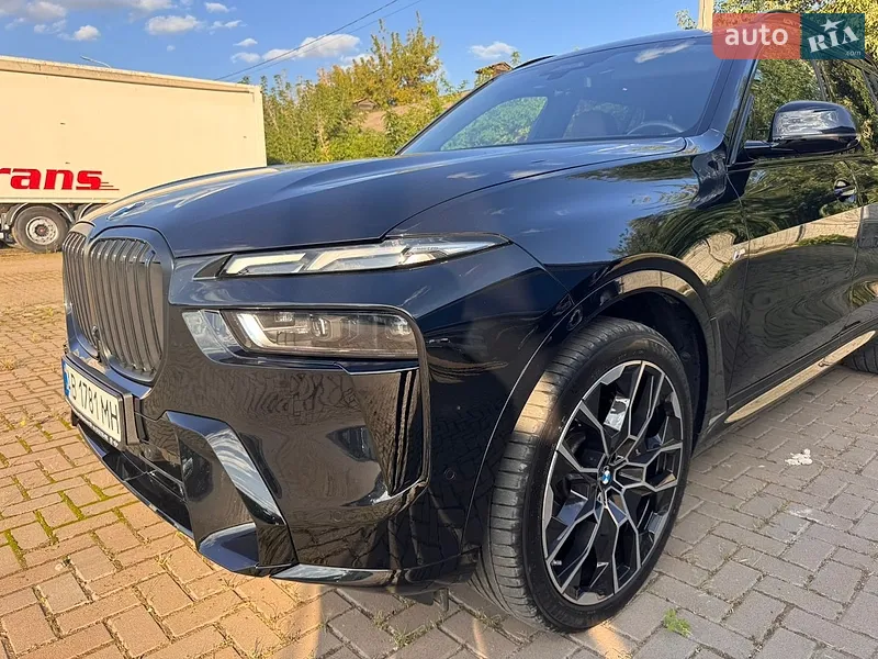 BMW X7 2023