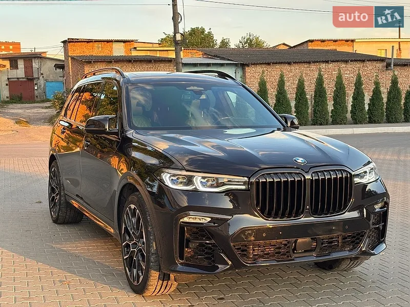 BMW X7