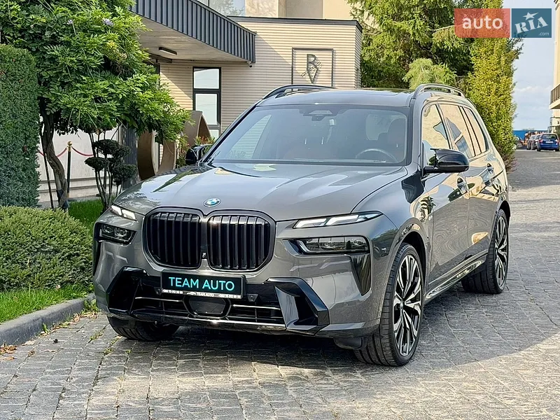 BMW X7 2025