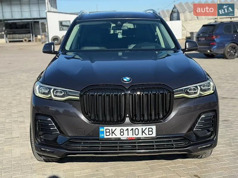 BMW X7