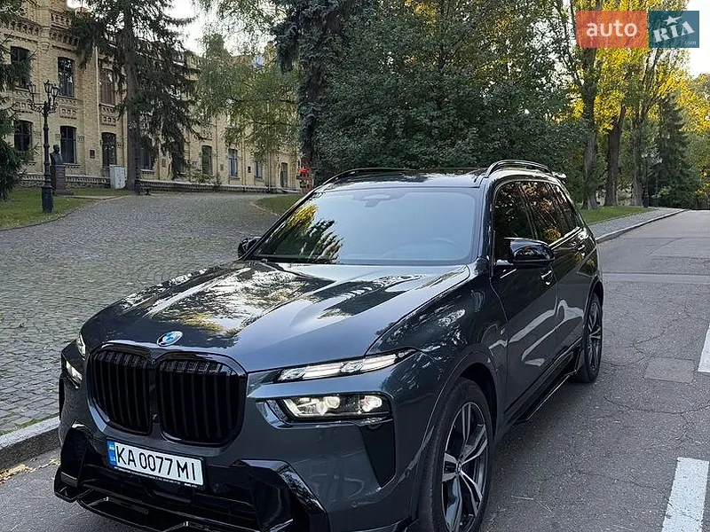 BMW X7
